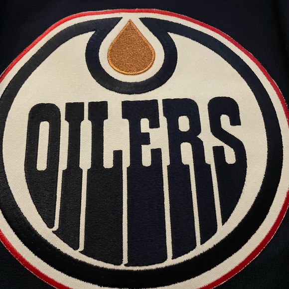 Oilers jersey - Picture 2 of 7